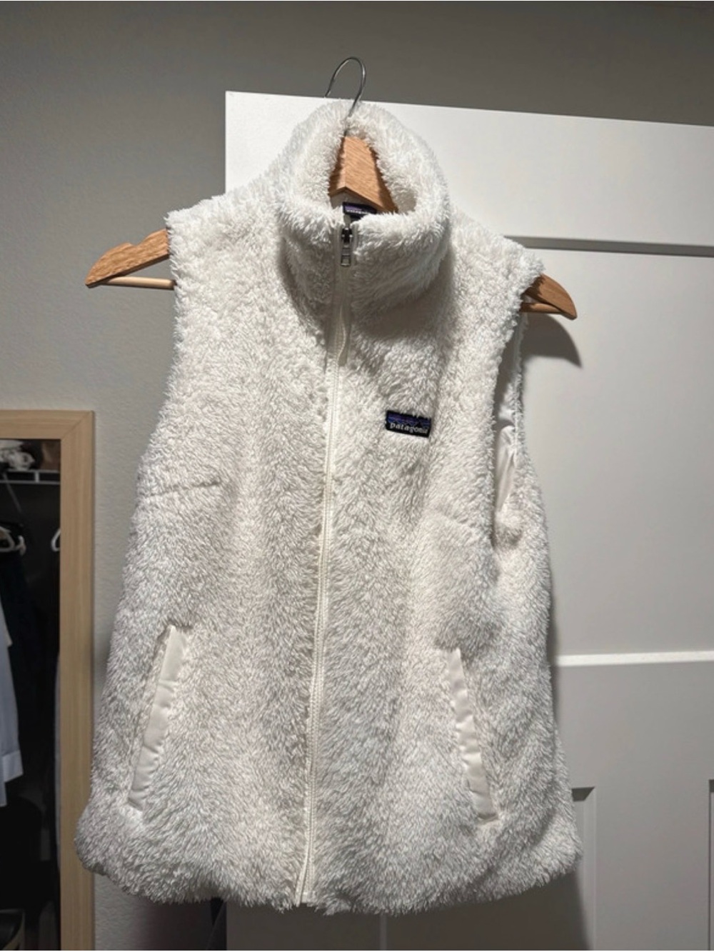 Patagonia White Teddy Fleece Vest - Zip Front